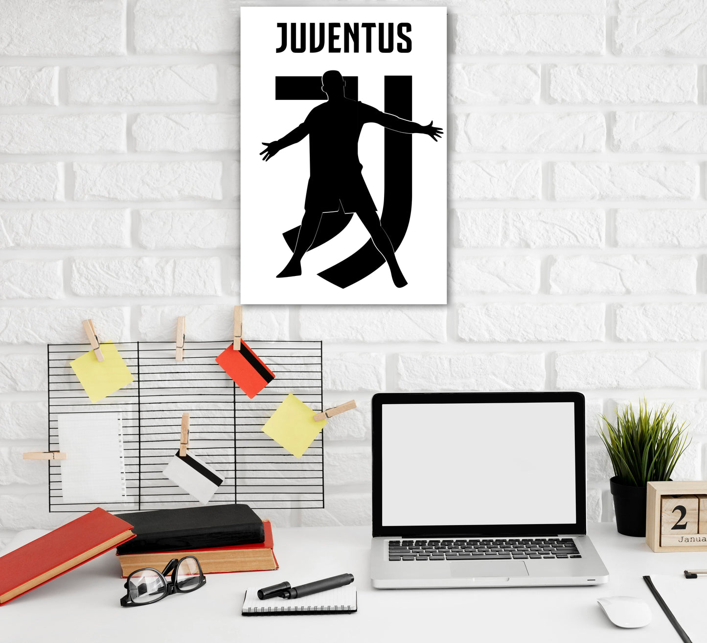 Cristiano Ronaldo Juventus Logo